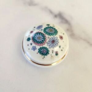 Goudeville Limoges French porcelain ring trinket storage box round miniature